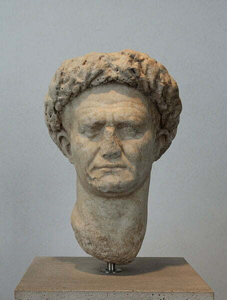 Head_of_Vespasianus_in_Palazzo_Massimo_Rome.jpg